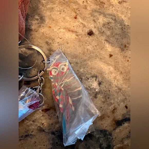 NWT Sakroots Artists Circle Crossbody, Charcoal Owl - Picture 5 of 12